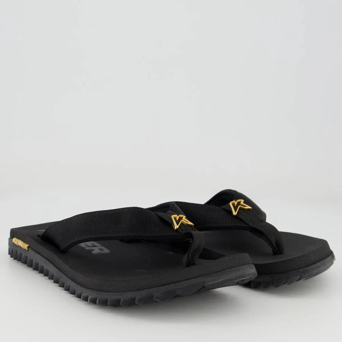 Chinelo Kenner Kivah Preto e Dourado