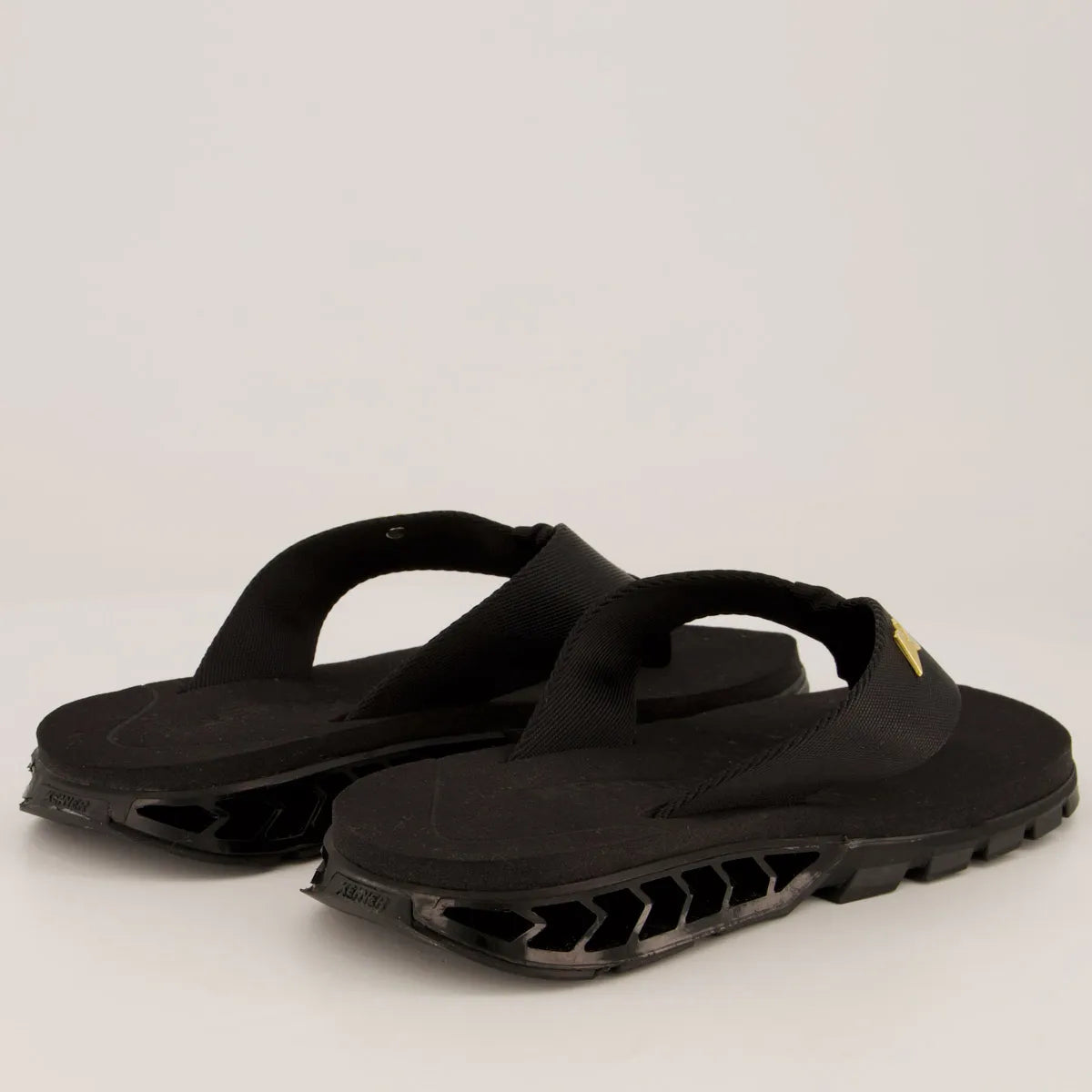 Chinelo Kenner Rakka Preto