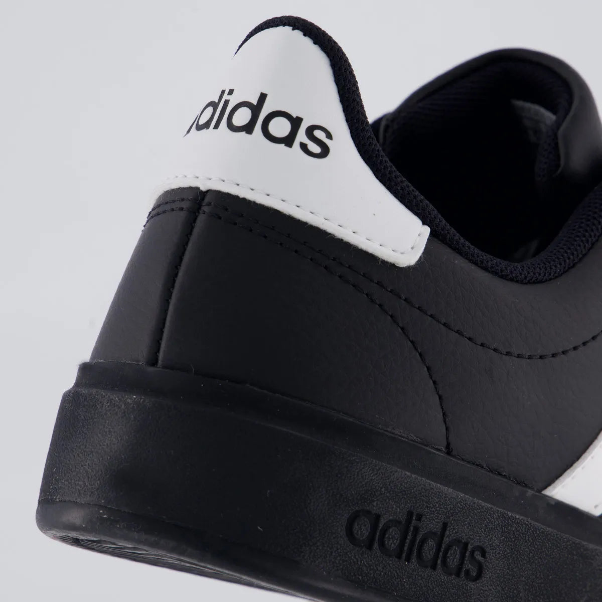 Tênis Adidas Grand Court 2.0 Feminino Preto e Branco