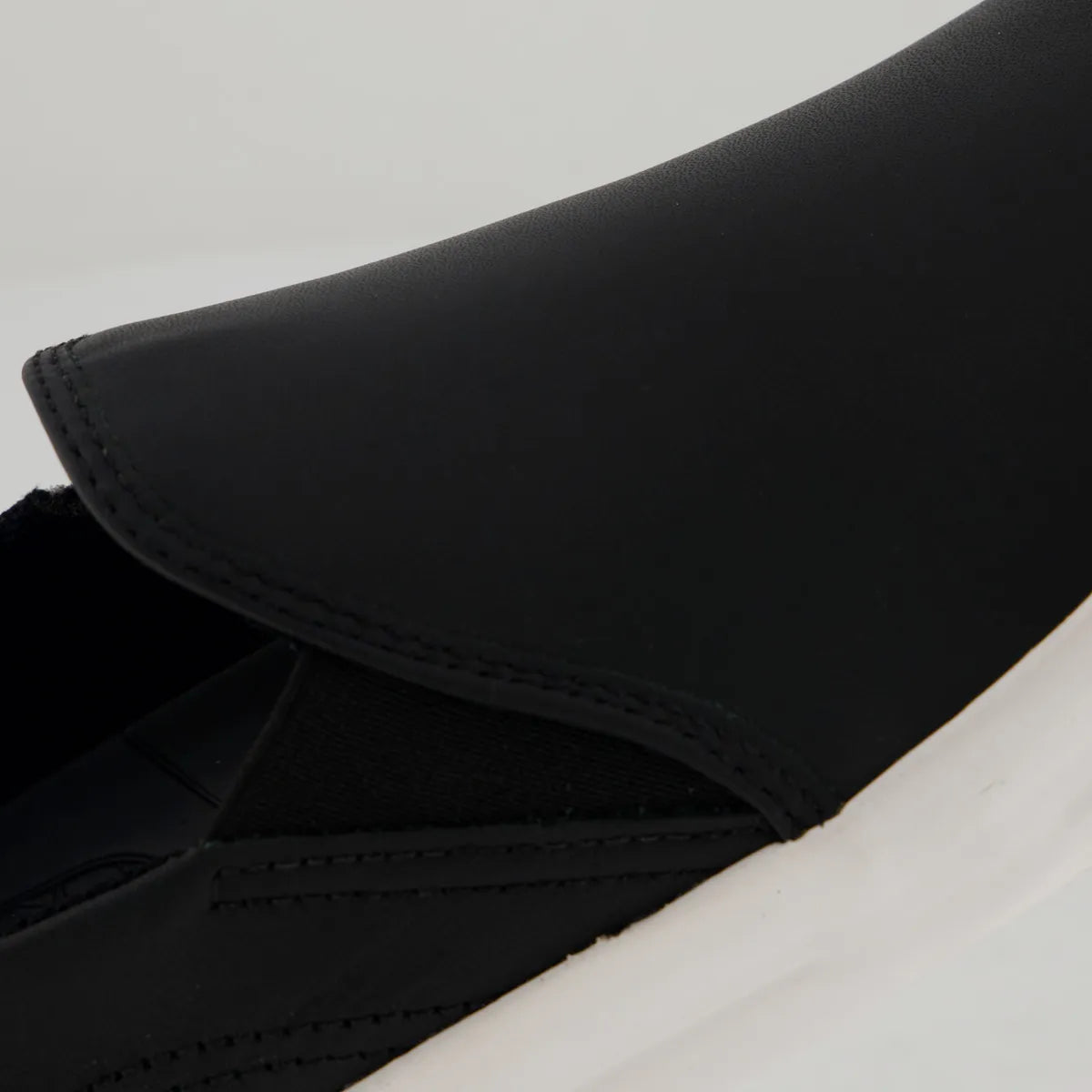 Tênis Aramis Stripe Slip On Preto